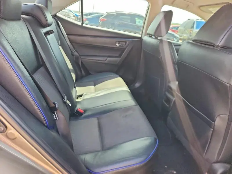 2018 TOYOTA COROLLA SE  