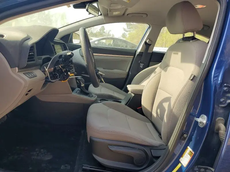 2020 HYUNDAI ELANTRA SEL  