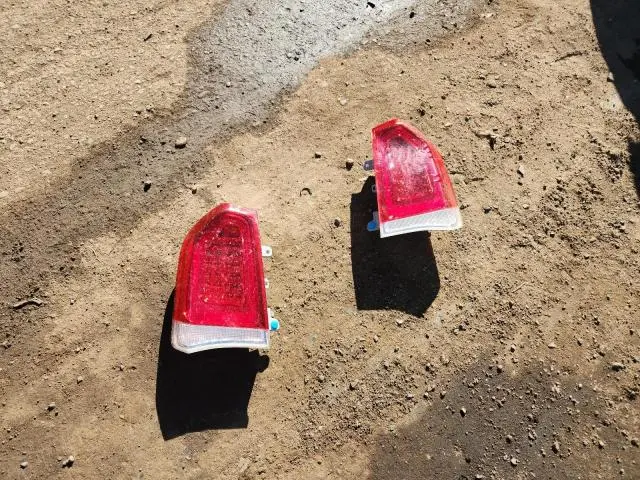 2011 CHRYSLER 300 LIMITED  