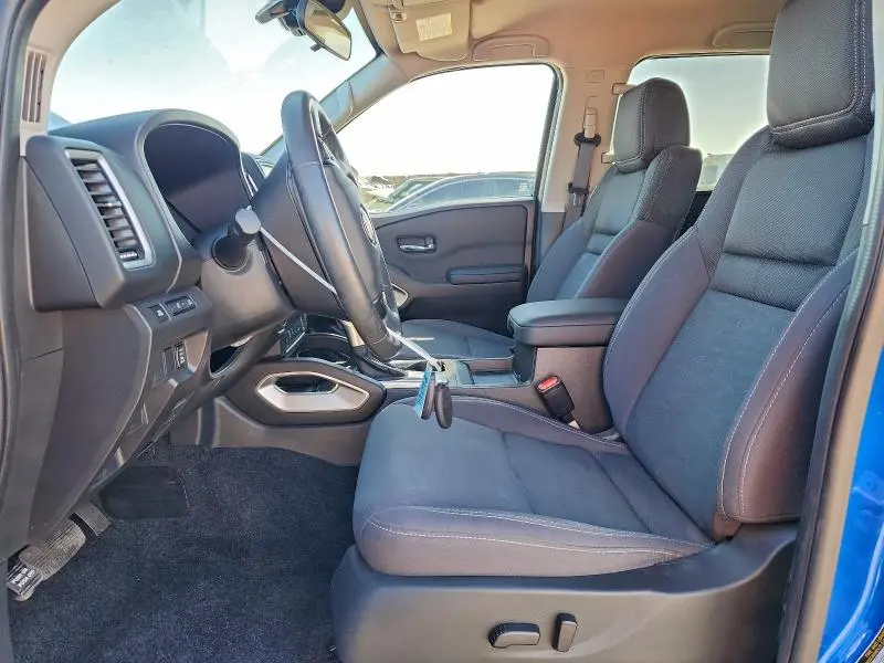 2024 NISSAN FRONTIER S  