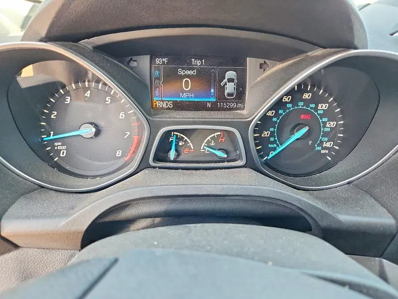 2016 FORD ESCAPE SE  
