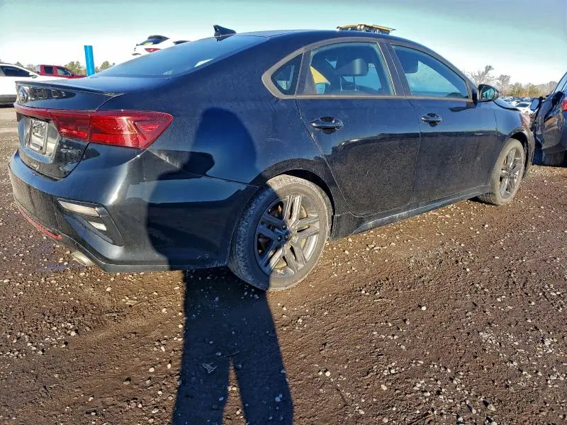 2021 KIA FORTE GT LINE  
