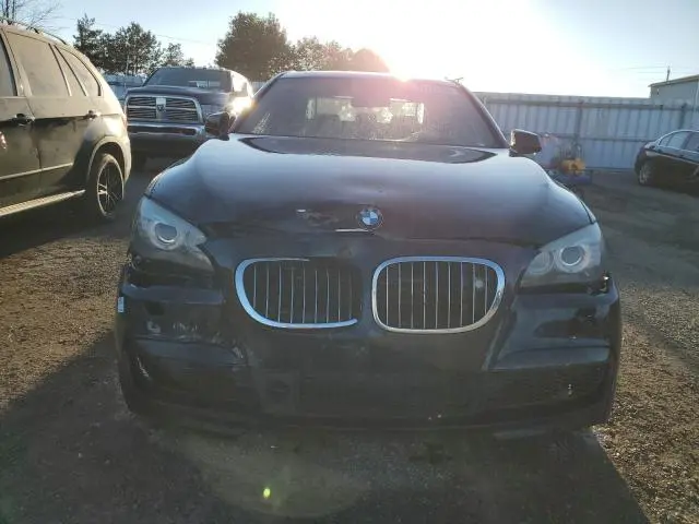 2011 BMW 750 XI  