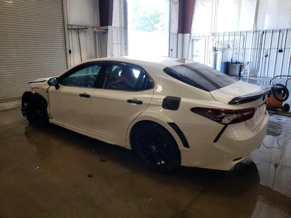 2021 TOYOTA CAMRY XSE  