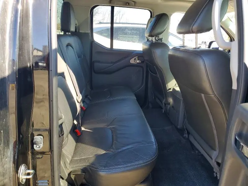 2017 NISSAN FRONTIER PRO-4X  