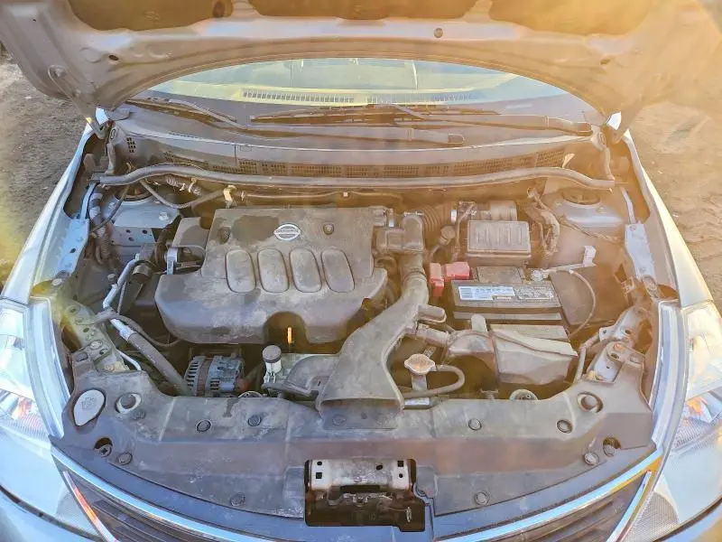 2011 NISSAN VERSA S  