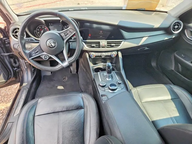2017 ALFA ROMEO GIULIA   