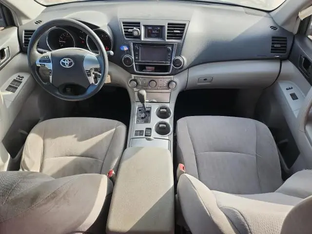 2013 TOYOTA HIGHLANDER BASE  