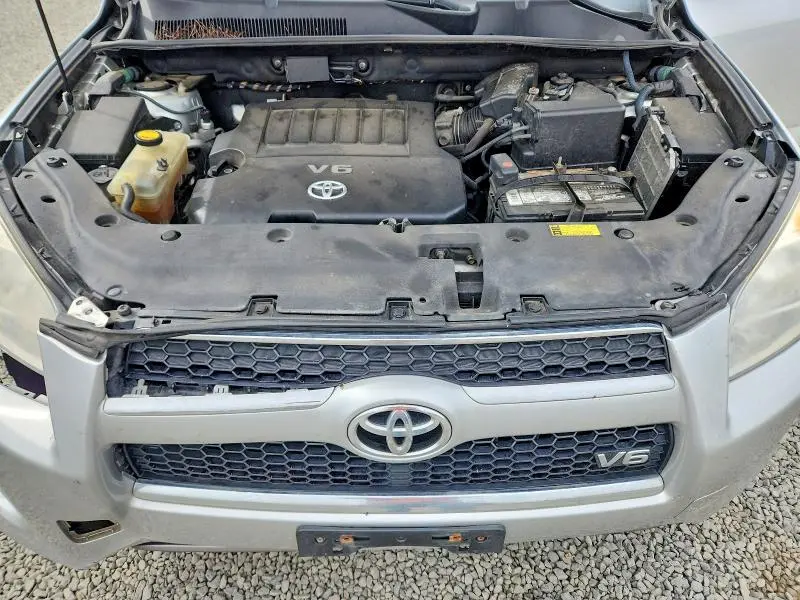 2010 TOYOTA RAV4 LIMITED  