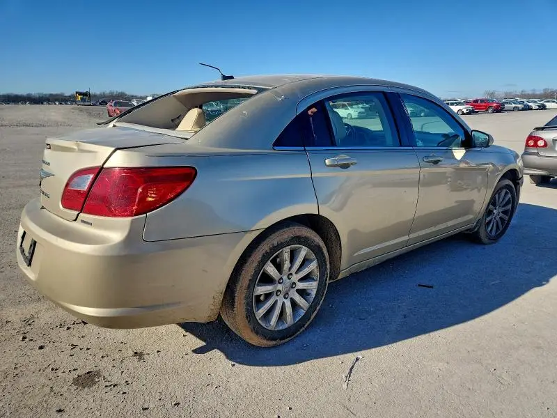 2010 CHRYSLER SEBRING LIMITED  