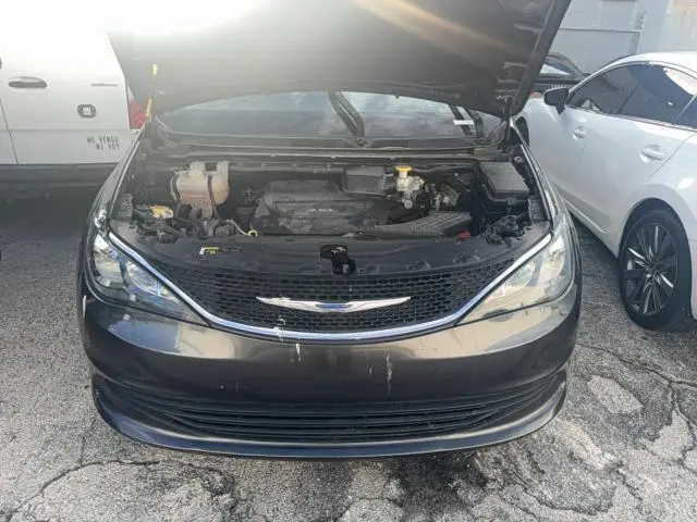 2018 CHRYSLER PACIFICA LX  