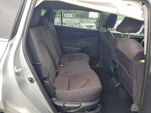 2022 TOYOTA HIGHLANDER HYBRID LE  
