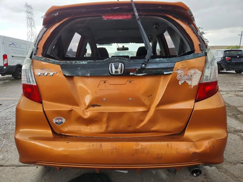 2011 HONDA FIT SPORT  