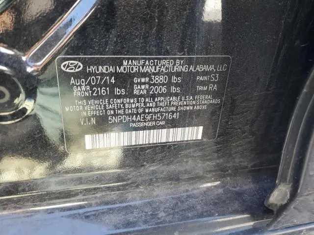 2015 HYUNDAI ELANTRA SE  