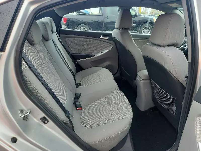 2012 HYUNDAI ACCENT GLS  