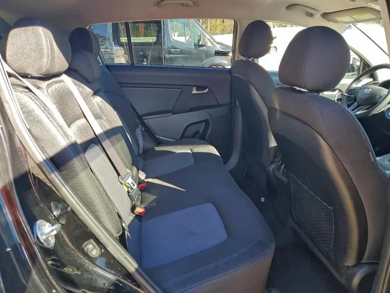 2016 KIA SPORTAGE LX  