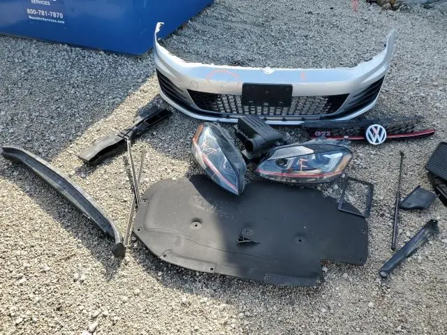 2017 VOLKSWAGEN GTI S/SE