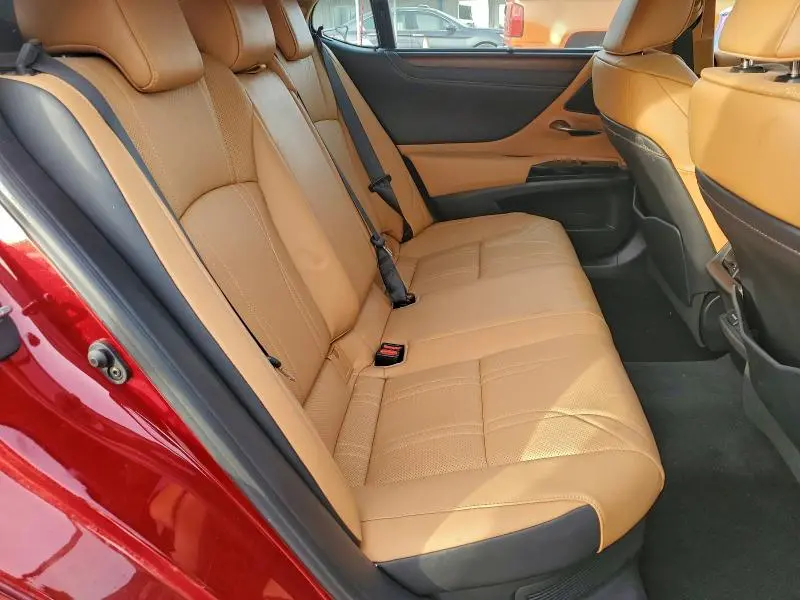 2024 LEXUS ES 300H BASE  