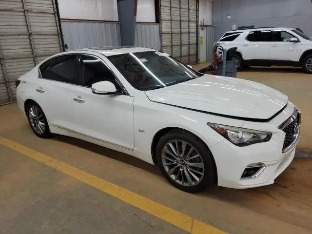 2018 INFINITI Q50 LUXE  