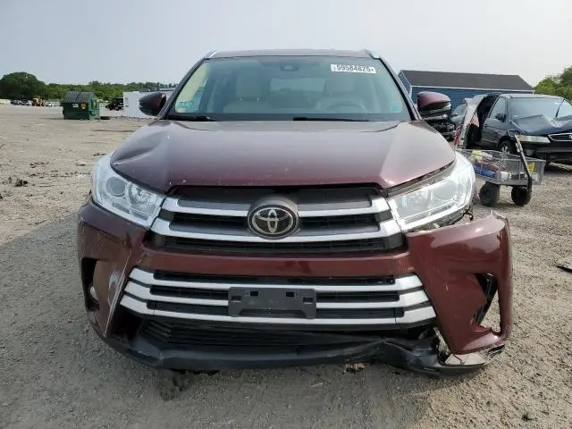 2018 TOYOTA HIGHLANDER SE  