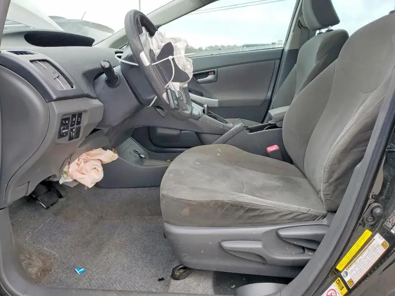 2011 TOYOTA PRIUS THREE  