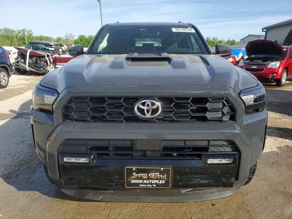 2025 TOYOTA 4RUNNER TRD SPORT  