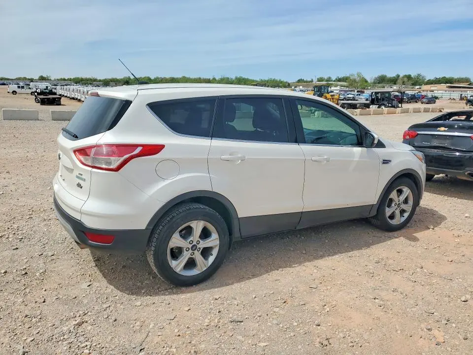 2014 FORD ESCAPE SE  