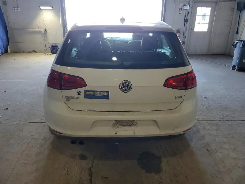 2016 VOLKSWAGEN GOLF S/SE  