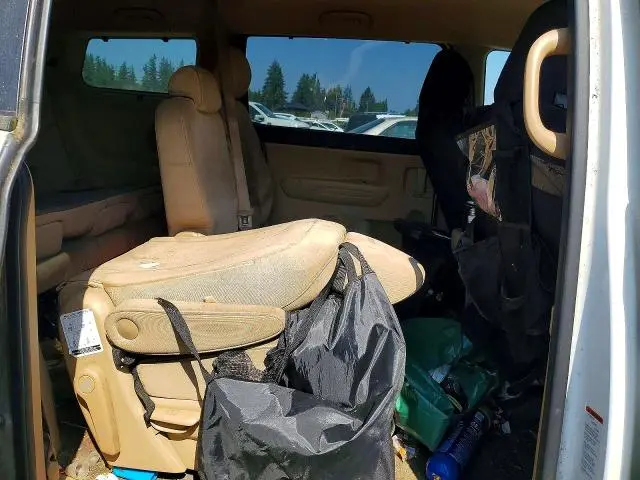 2015 KIA SEDONA LX  
