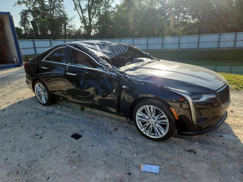 2023 CADILLAC CT4 PREMIUM LUXURY  