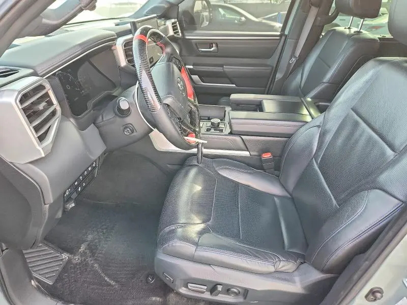 2024 TOYOTA TUNDRA PLATINUM  