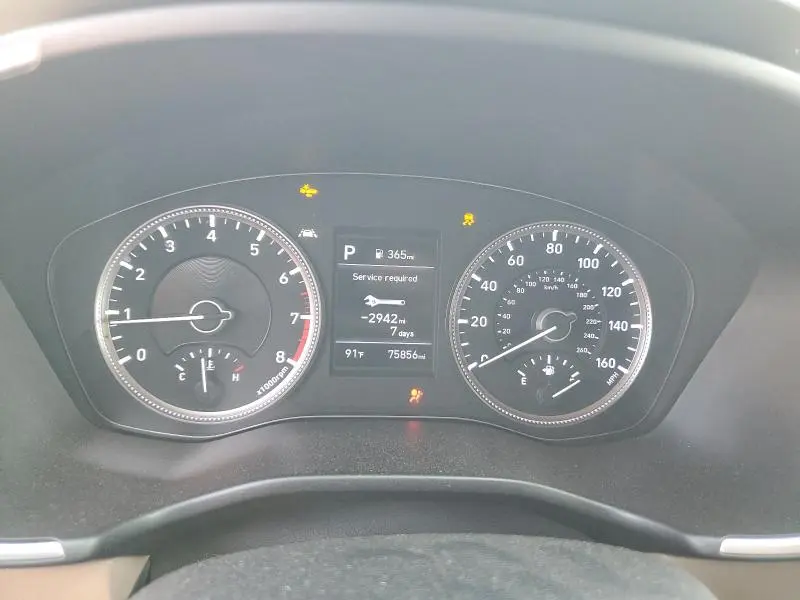 2020 HYUNDAI SANTA FE SE  