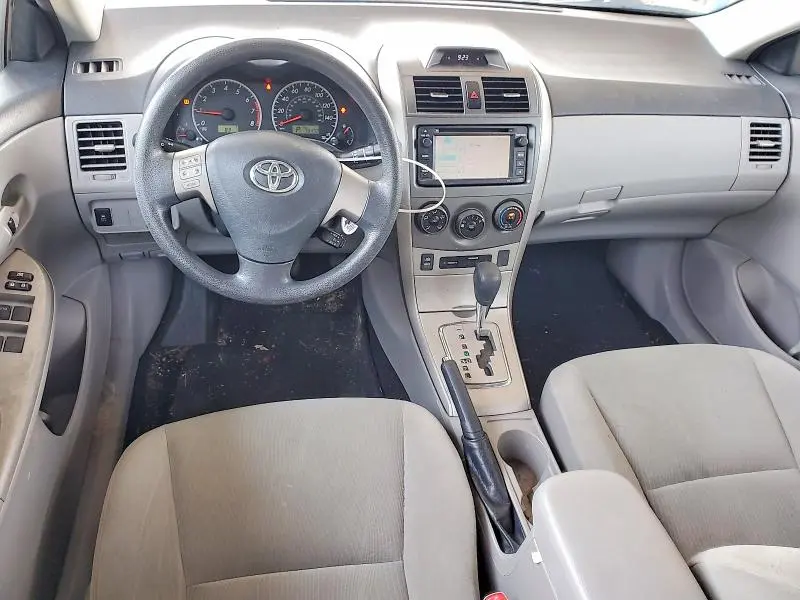 2013 TOYOTA COROLLA LE  