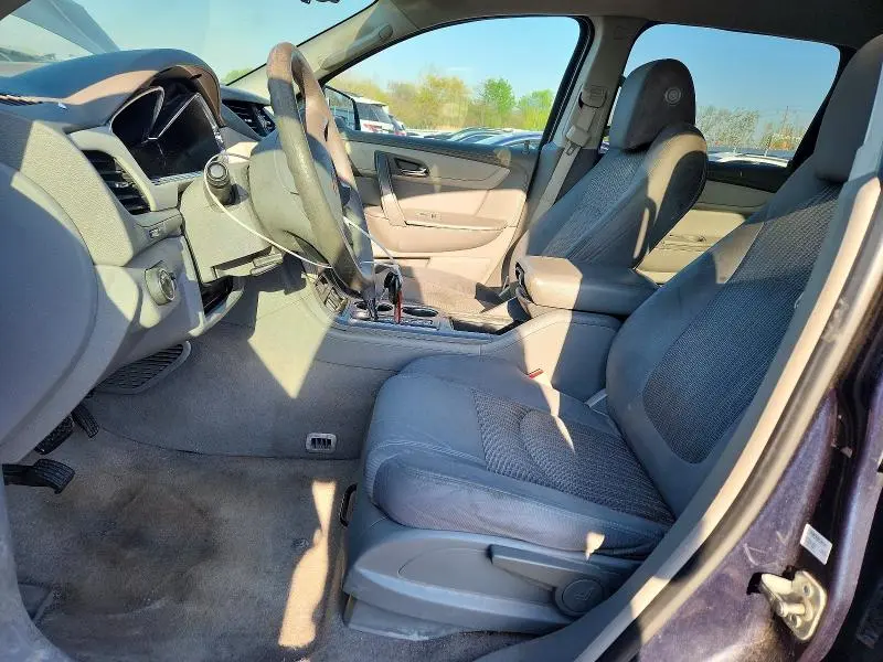 2016 CHEVROLET TRAVERSE LS  