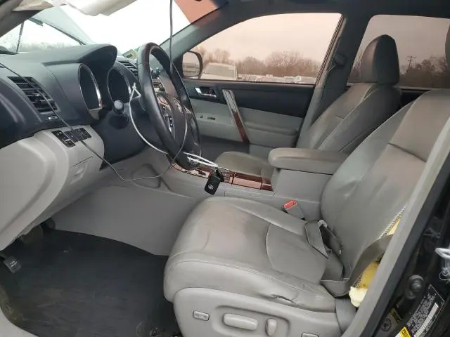 2013 TOYOTA HIGHLANDER LIMITED  