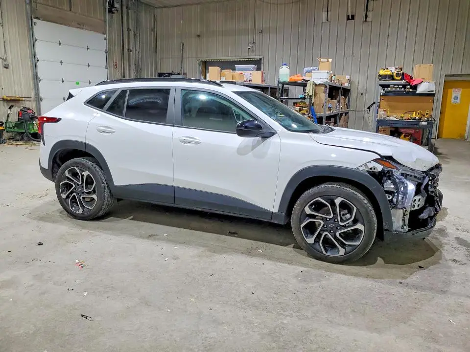 2024 CHEVROLET TRAX 2RS  