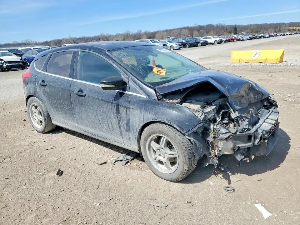 2012 FORD FOCUS TITANIUM  