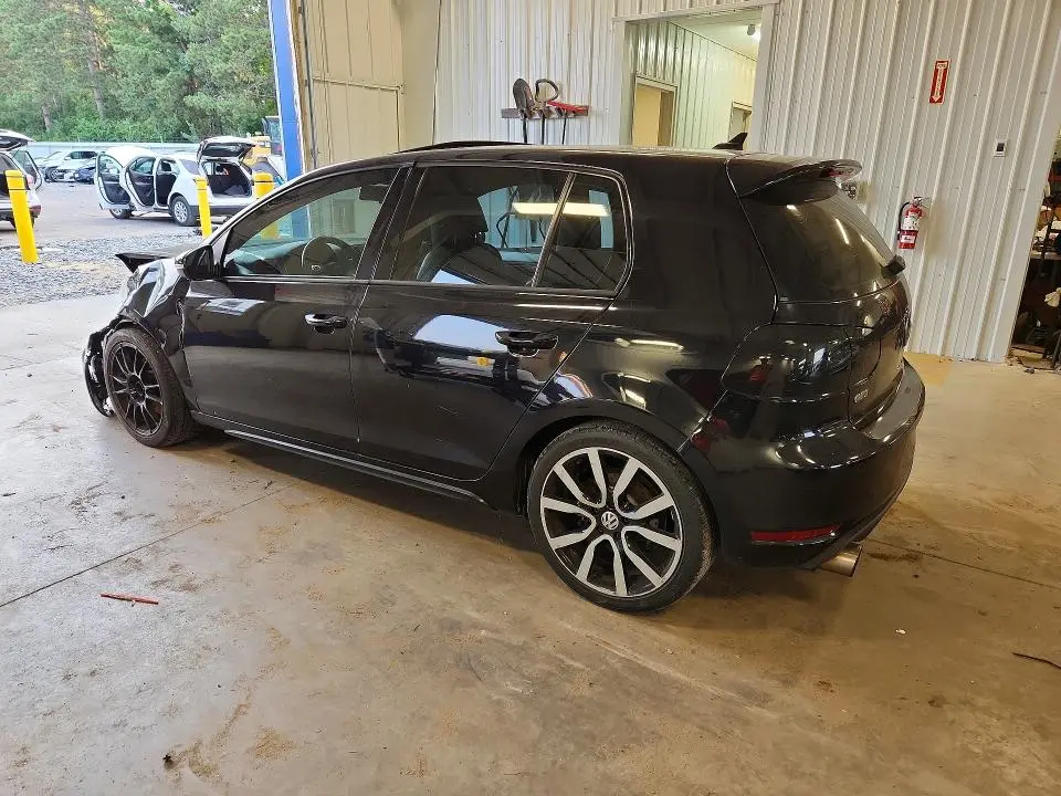 2013 VOLKSWAGEN GTI   