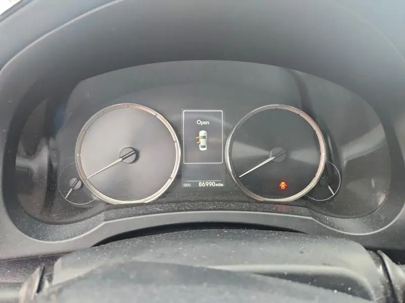 2018 LEXUS IS 300 BASE  