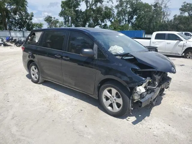 2015 TOYOTA SIENNA   