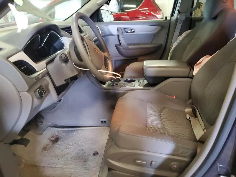 2014 CHEVROLET TRAVERSE LS  