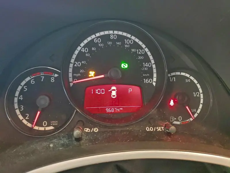 2013 VOLKSWAGEN BEETLE   