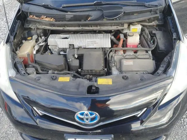 2014 TOYOTA PRIUS V   