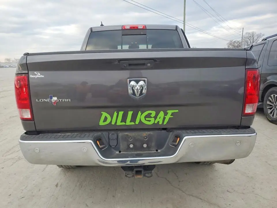 2014 RAM 1500 SLT  