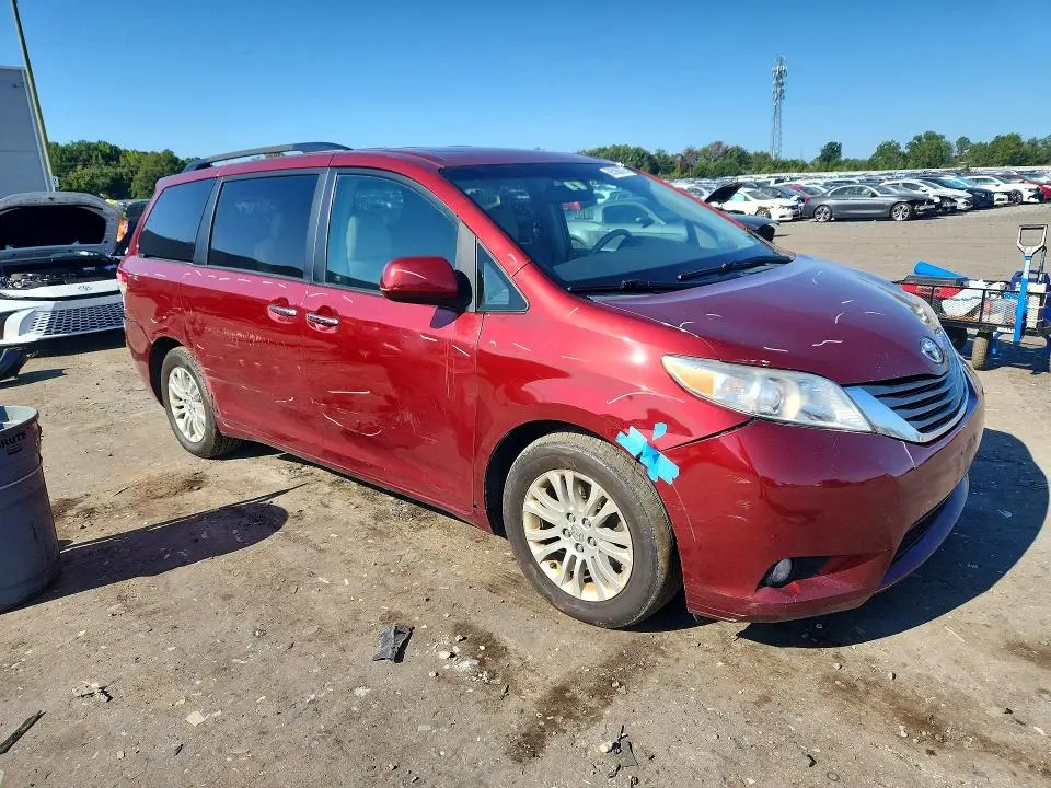 2012 TOYOTA SIENNA XLE 8-PASSENGER  