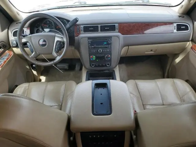 2010 GMC YUKON XL C1500 SLT  
