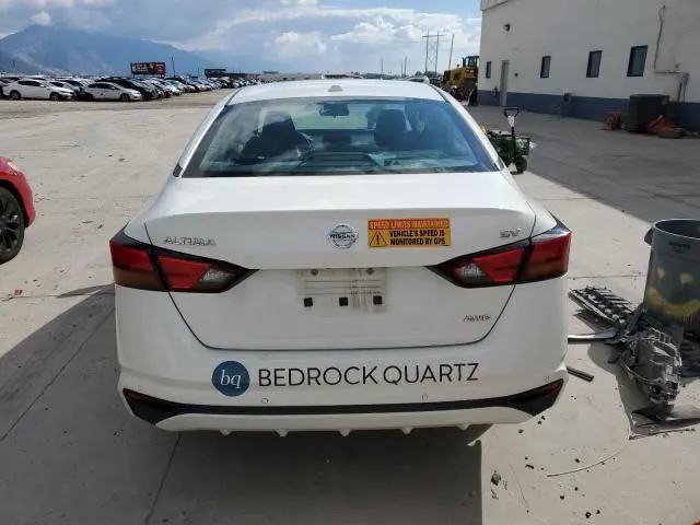 2022 NISSAN ALTIMA SV