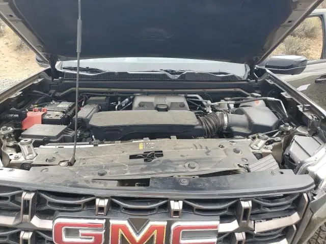 2024 GMC CANYON AT4X  