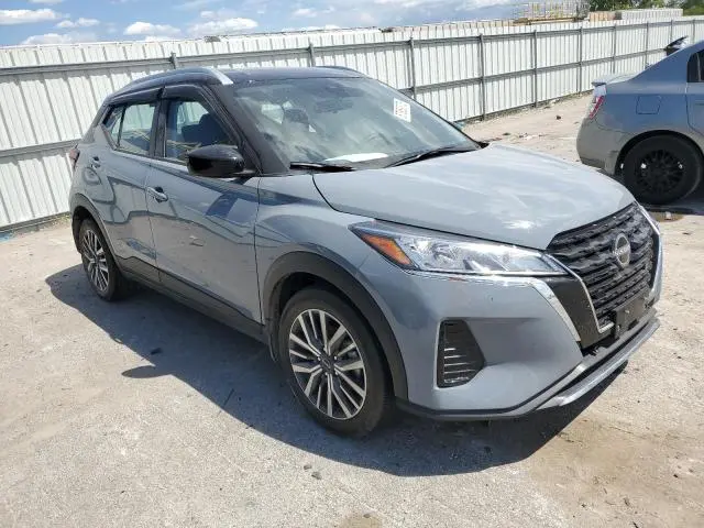2024 NISSAN KICKS SV  