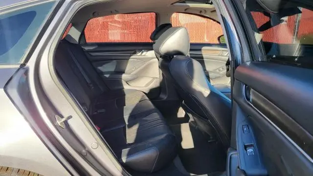 2018 HONDA ACCORD TOURING  